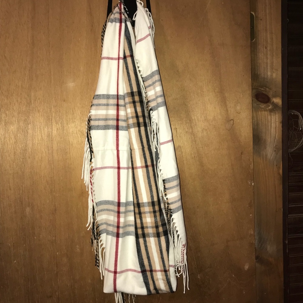 Plaid infinity scarf